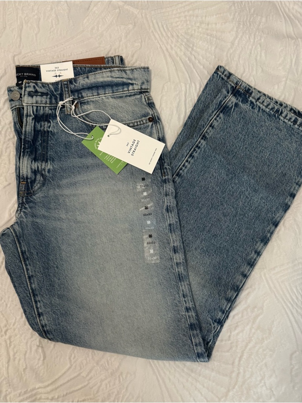 Lucky Brand Men’s Straight Jeans - Medium Blue Wash